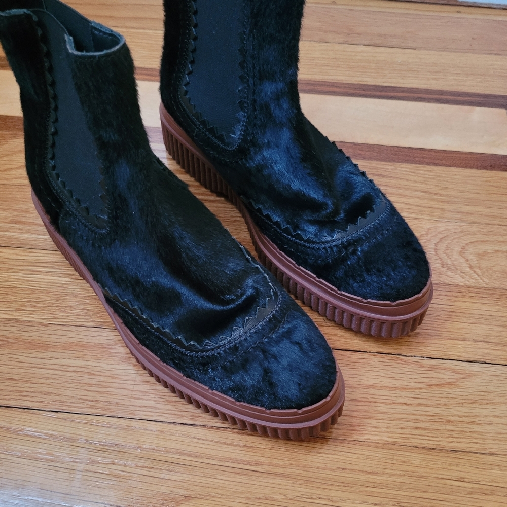 TODS CALF SKIN PLATFORM CHELSEA GOMA BOOTS